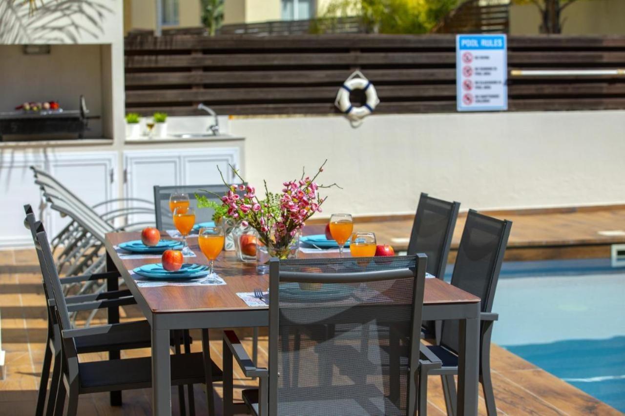 Tsokkos Family Villa - Pool Garden Walk To Beach Protaras Exterior photo