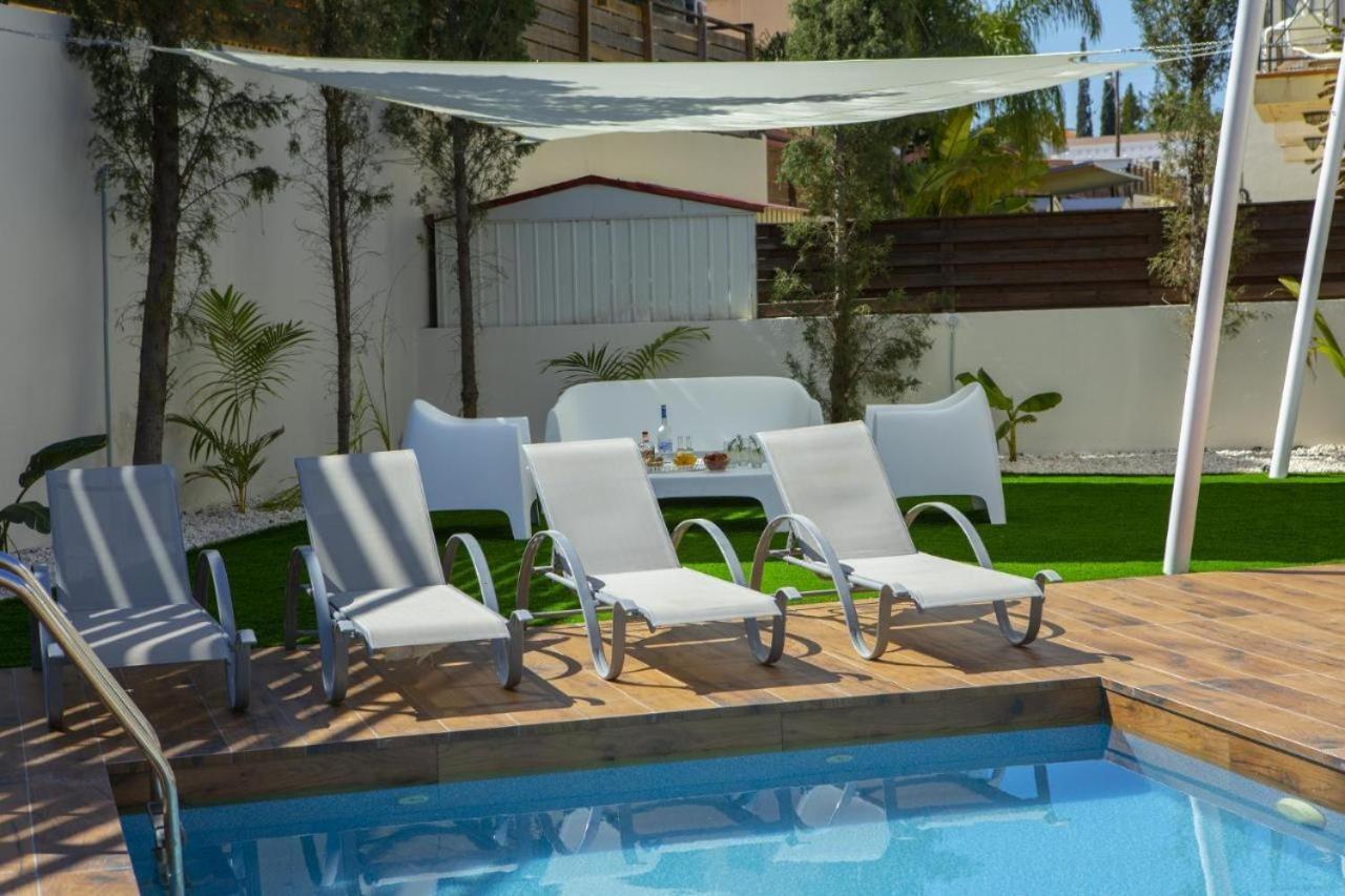 Tsokkos Family Villa - Pool Garden Walk To Beach Protaras Exterior photo